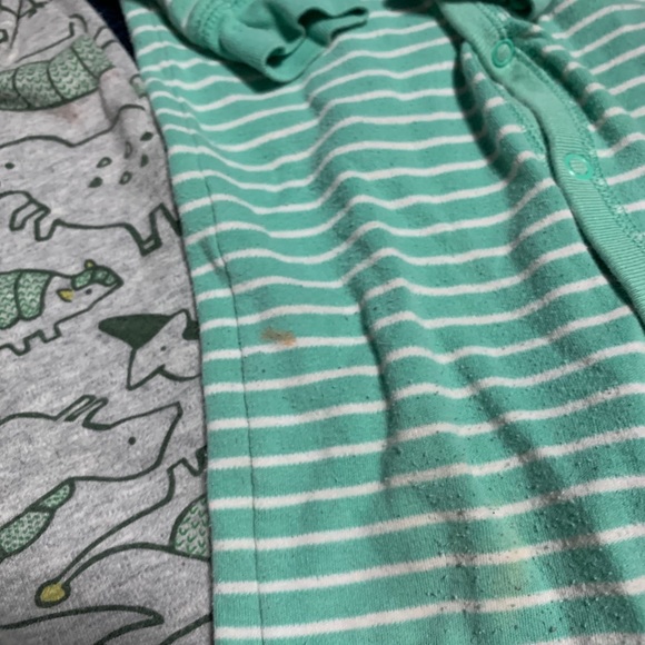 3 pairs button up foot pajamas 9-12 month - Picture 3 of 6